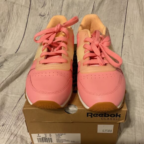 Shoes - REEBOKS GIRLS SNEAKERS SIZE 7